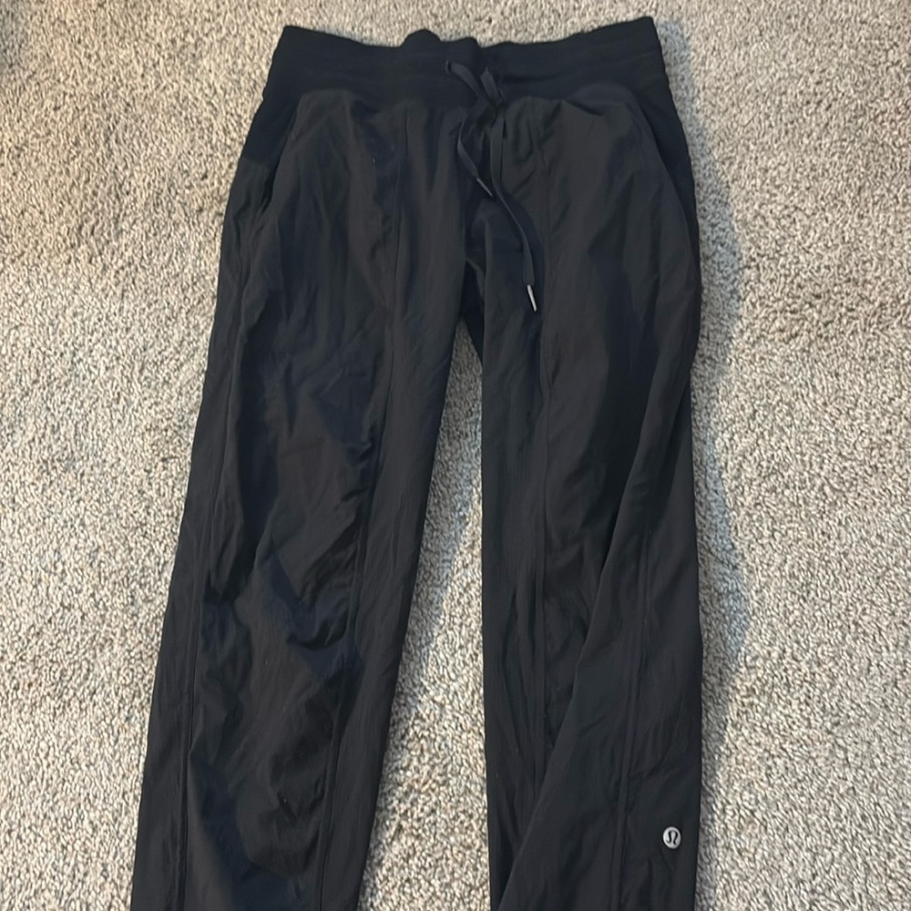 Size 6 lululemon joggers